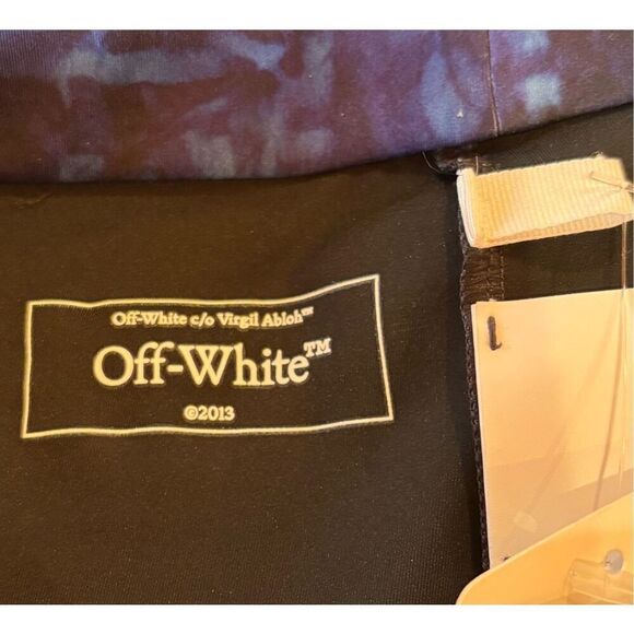 Off-White all-over logo-print flared trousers NWT Size Medium - Picture 10 of 12